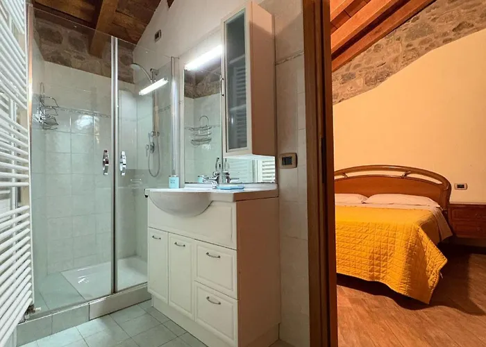 La Casa Di Bianca - Intero 3*